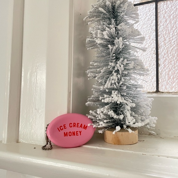 Coin purse - Picture 1 of 2